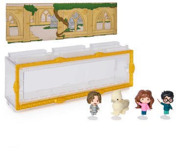 Wizarding World Harry Potter, Micro Magical Moments Prisoner Of Azkaban Rescue Set With 4 Mini Figures & Display Case, Kids Toys For Ages 6 And Up