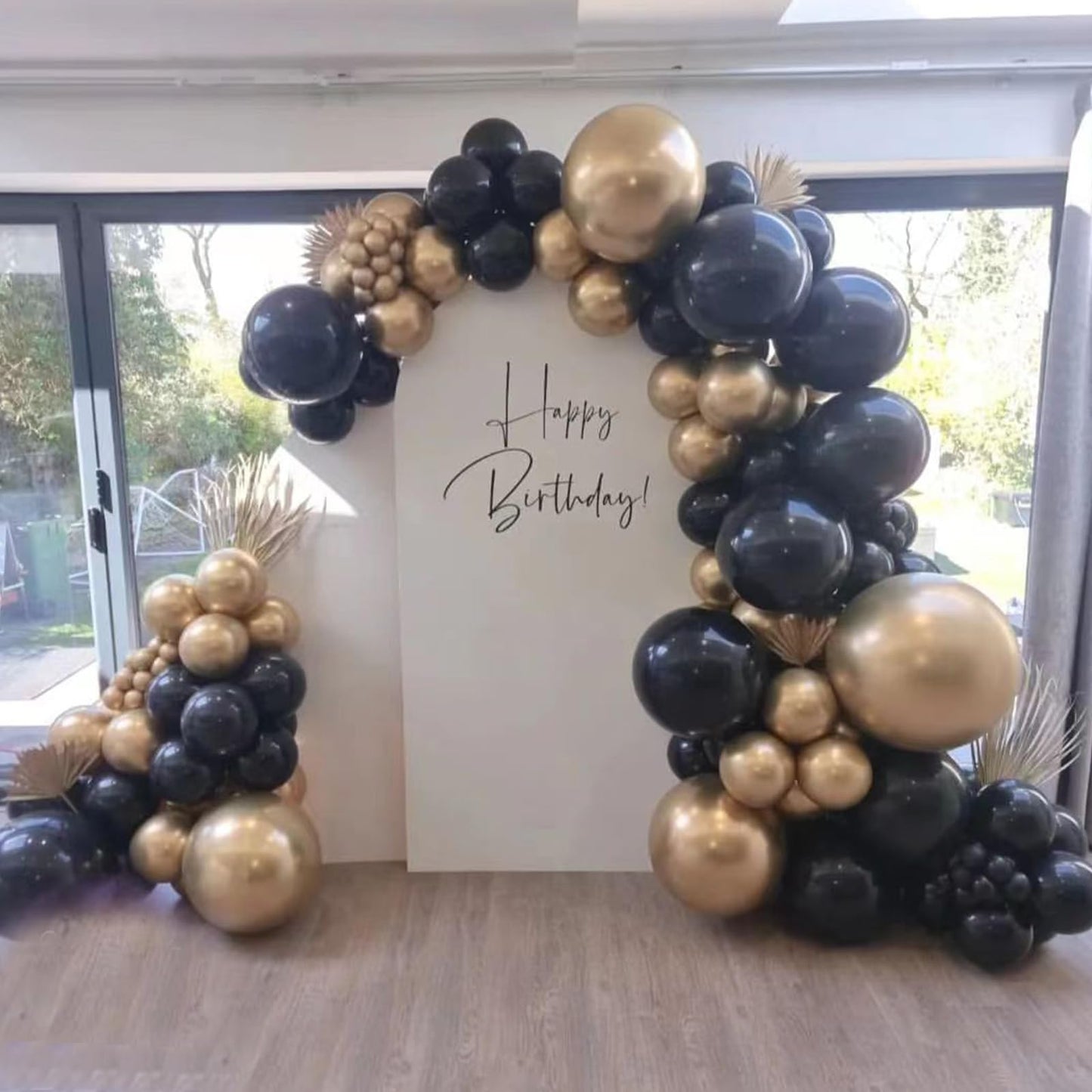 Black Gold Balloons Garland Arch Kit, 134Pcs Metallic Gold And Black Balloons With Different Size For Graduation, Birthday, Anni
