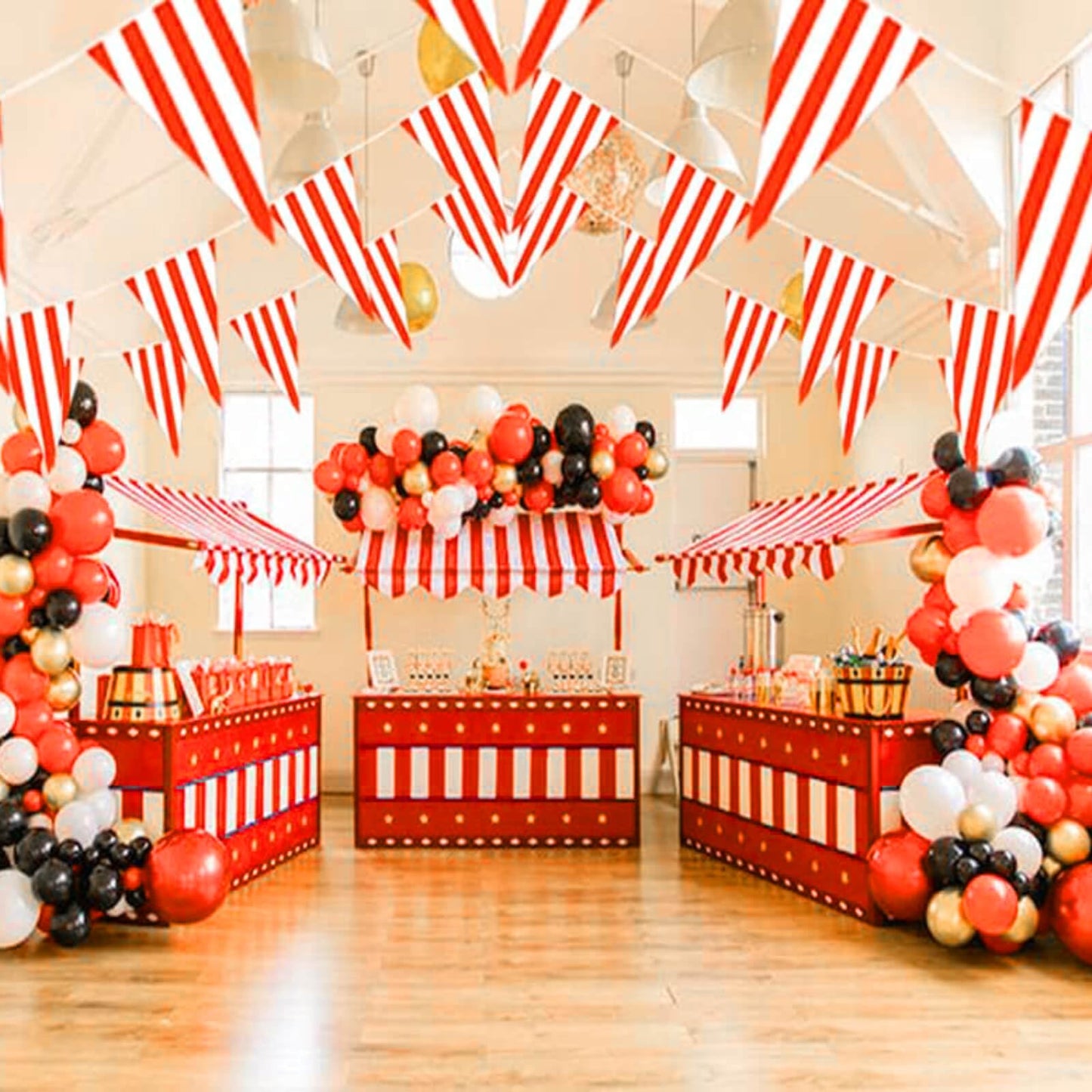 Piokio 100Ft Red And White Striped Pennant Banner, Carnival Circus Theme Party Decorations Supplies, String Triangle Bunting Flags For Birthday Party, Festival Celebration, Events Classroom Decor