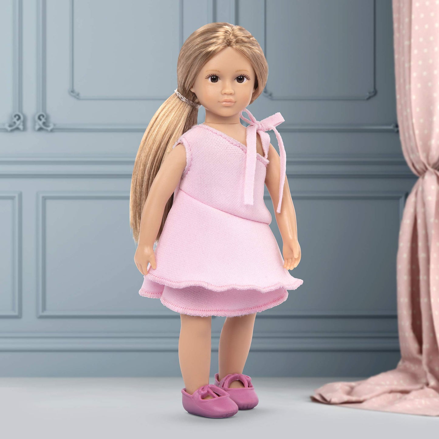 Lori – Mini Doll – 6-Inch Fashion Doll – Stylish Outfit – Toys For Kids – 3 Years + – Sisi