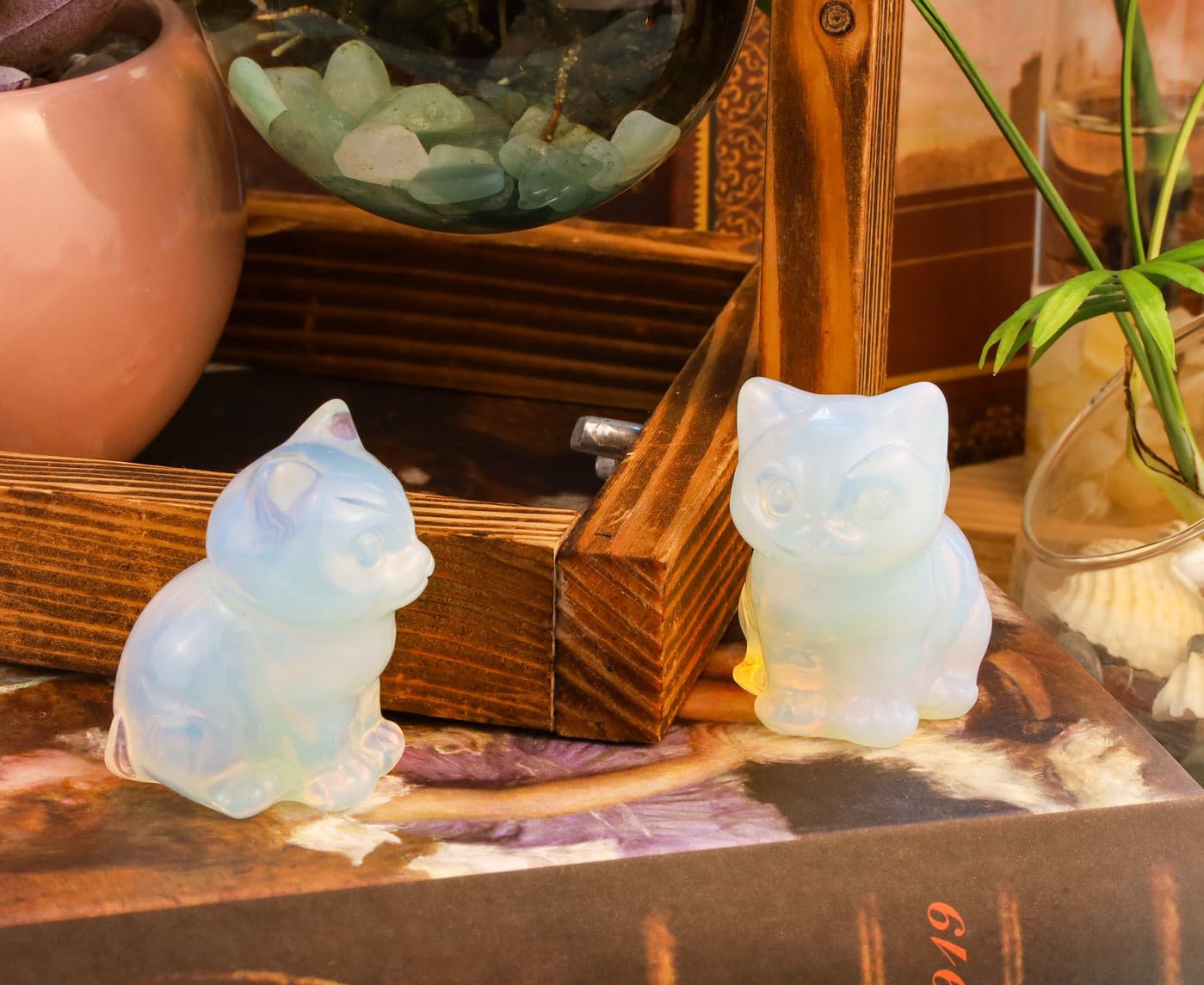 Duqguho Cat Decor Opal Cat Crystal Figurines Crystals Gifts For Cat Lovers Men Women Lucky Cute Cat Statue For Room Desk Decor 1