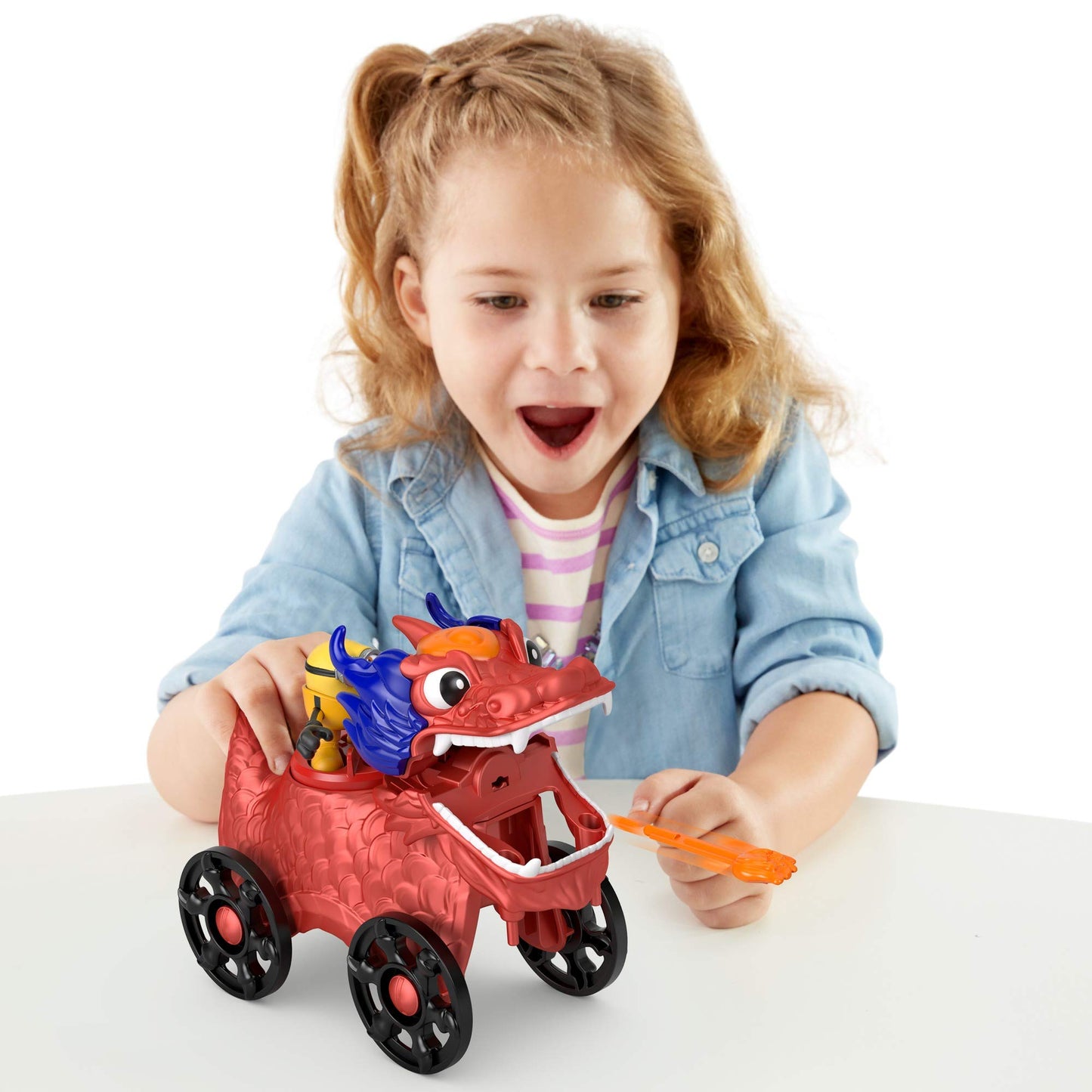 Imaginext Minions The Rise Of Gru Dragon Disguise Roll-Along Vehicle With Minion Figure For Preschool Kids Ages 3 And Up