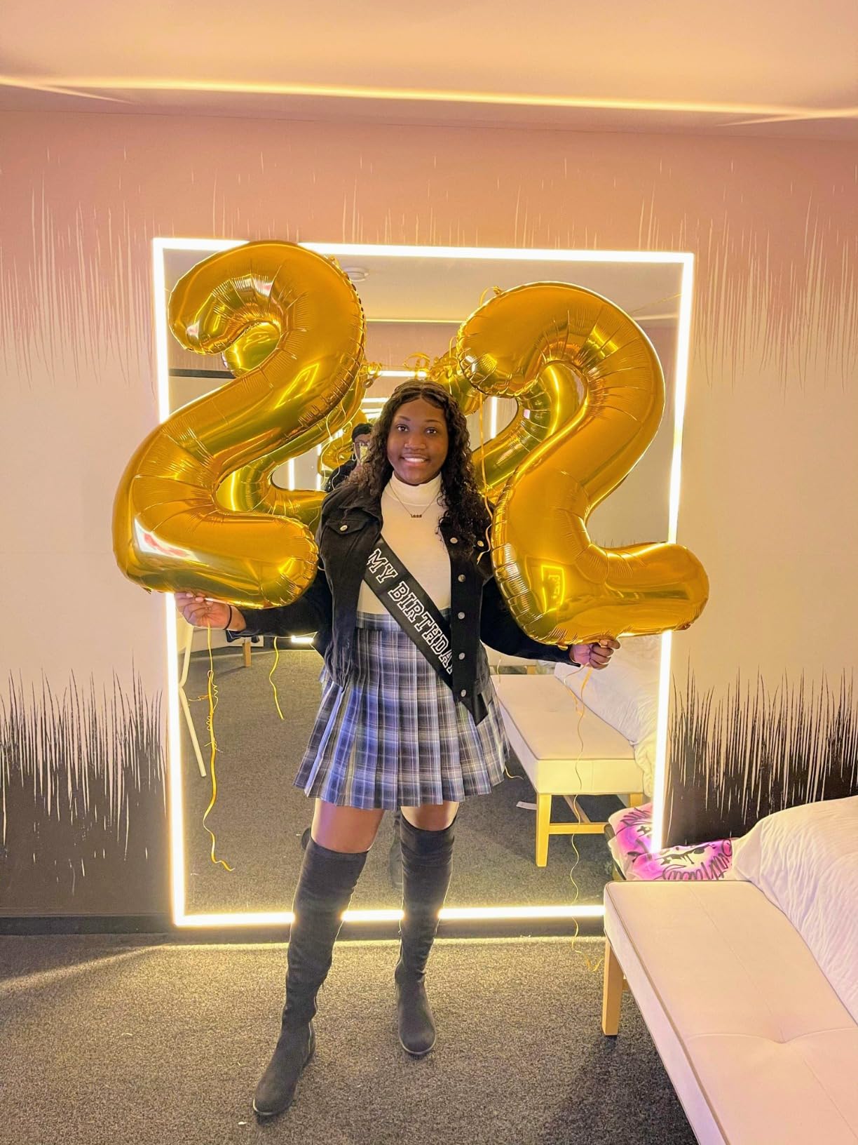 40 Inch Gold 22 Balloon Numbers, 22 Birthday Decorations For Women Men, Number 22 Balloons, Large Foil Mylar Balloons For Birthd