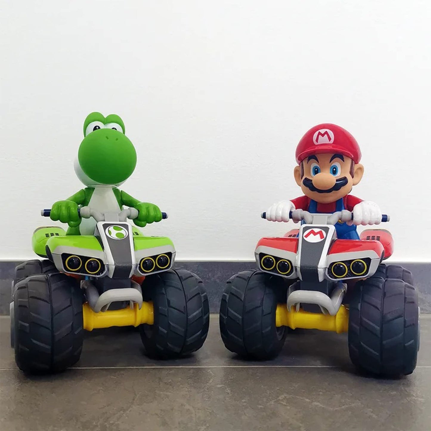 Carrera Rc Nintendo Mario Kart 2.4 Ghz Radio Remote Control Toy Car Vehicle - Yoshi Quad