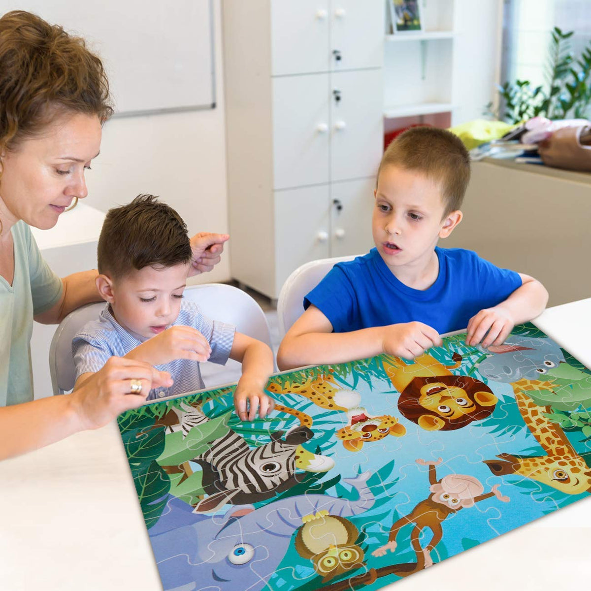 Educational Animal Kingdom Jigsaw Puzzle