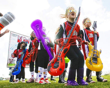 Ds. Distinctive Style 35 Inch Rock Star Inflatable Guitar Assorted Color Children Inflatable Toys Pack Of 6 Rock And Roll Party Decorations Photo Shooting Props