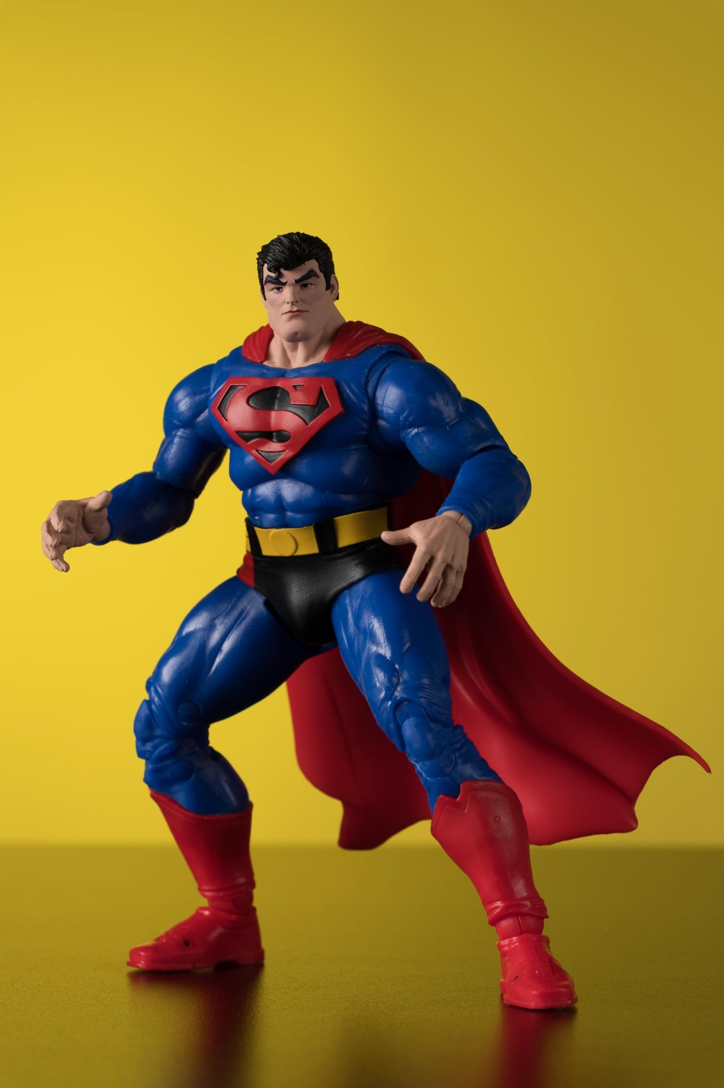Mcfarlane Toys Dc Direct Superman (Our Worlds At War) 7In Action Figure Digital Collectible