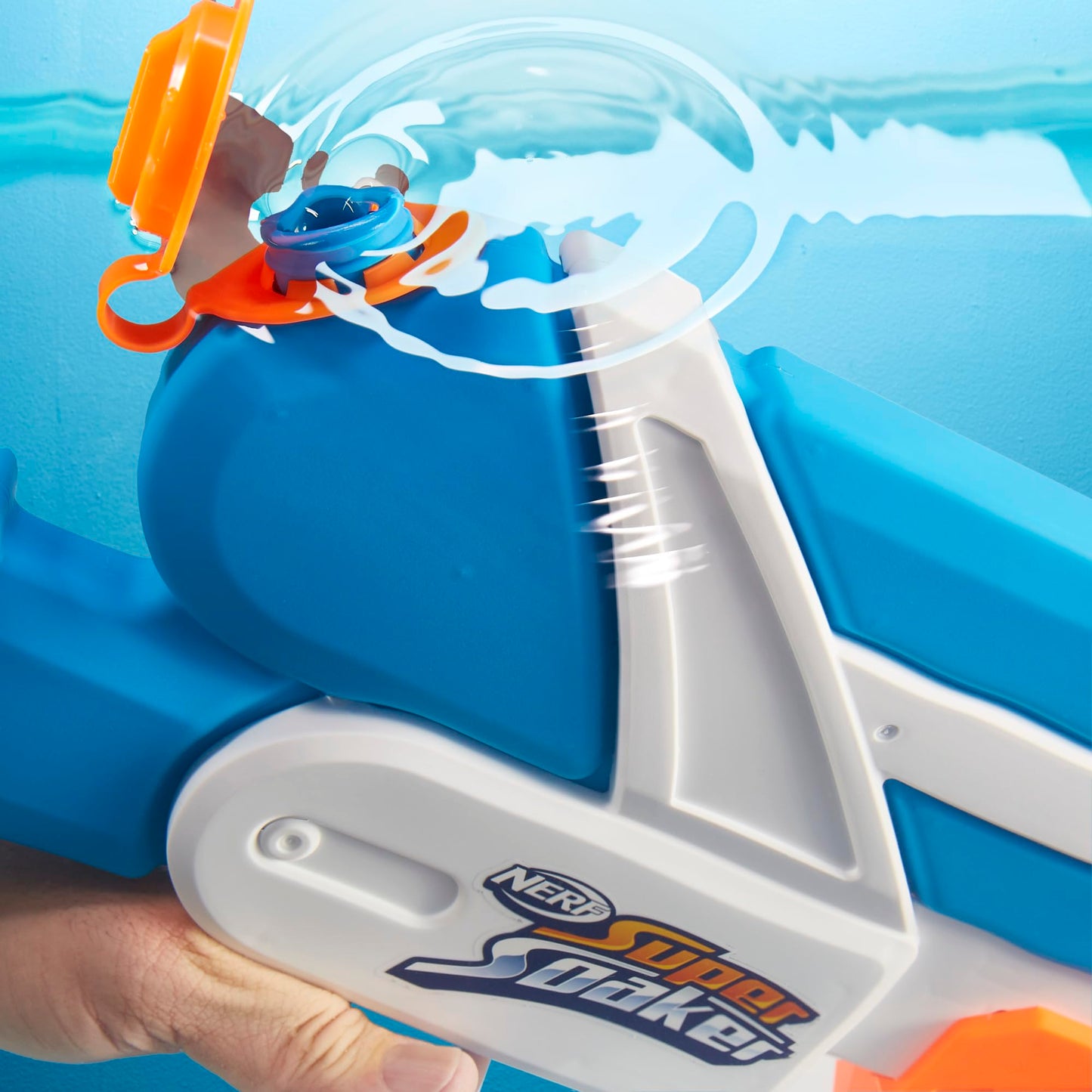 Nerf Super Soaker Twister Water Blaster, 2 Twisting Streams Of Water, Pump To Fire, Outdoor Water-Blasting Fun For Kids Teens Adults