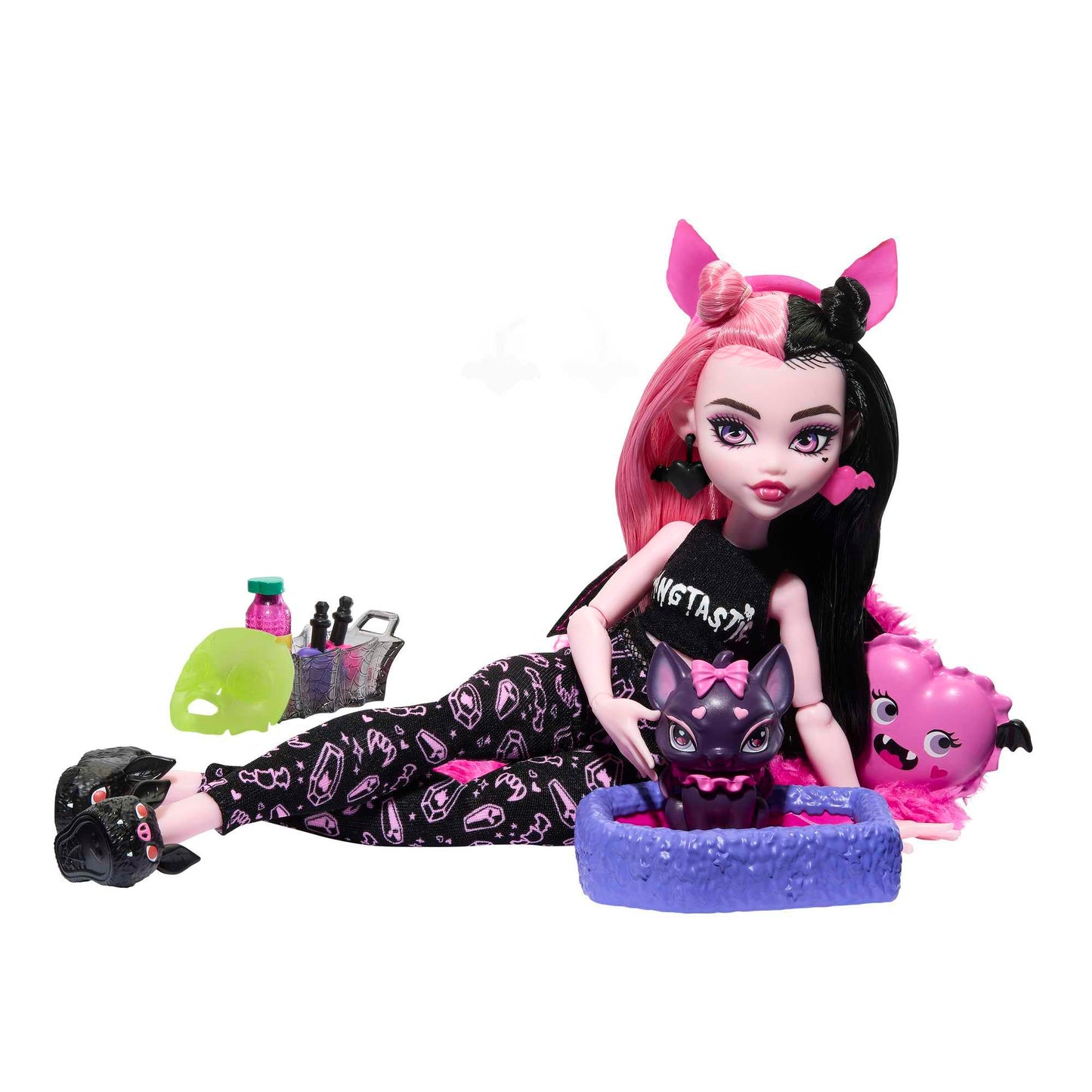 Monster High Doll, Draculaura Creepover Party Set With Pet Bat Count Fabulous, Sleepover Clothes & Accessories