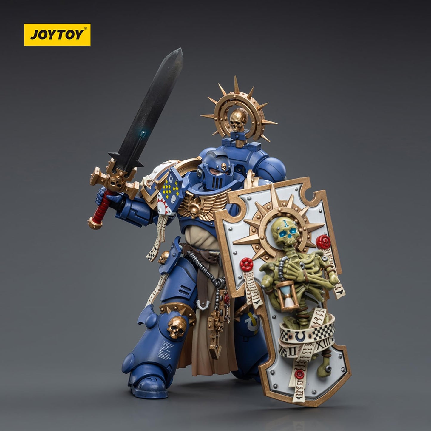 JOYTOY Warhammer 40k Ultramarines  Ultramarines Primaris Captain with Relic Shield and Power decorative replica blade 1/18 Action Figure Model  Dedicated to You who Love Collecting