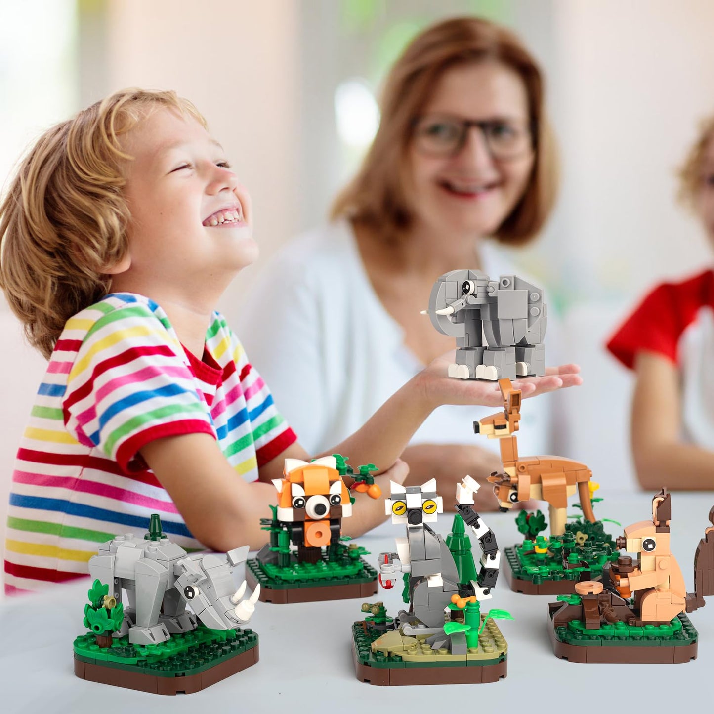 Qwljyfv Mini Land Animals Building Blocks Set,Cute Elephant Panda Kangaroo Display,Easter Small Building Toy For Boys And Girls,