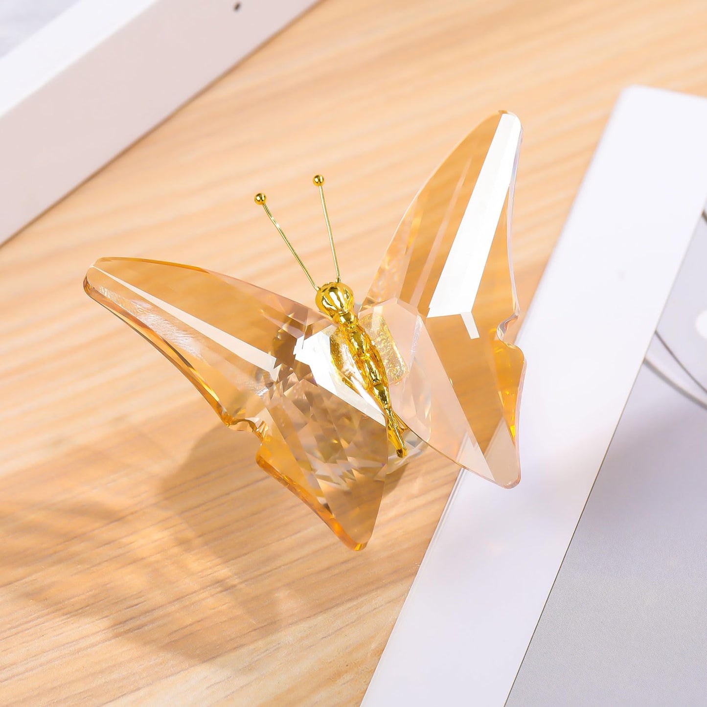 Movdyka Crystal Butterfly Decor Figurines Gifts For Women, Yellow Glass Butterfly Craft Desk Office Dcorations Table Centerpiece