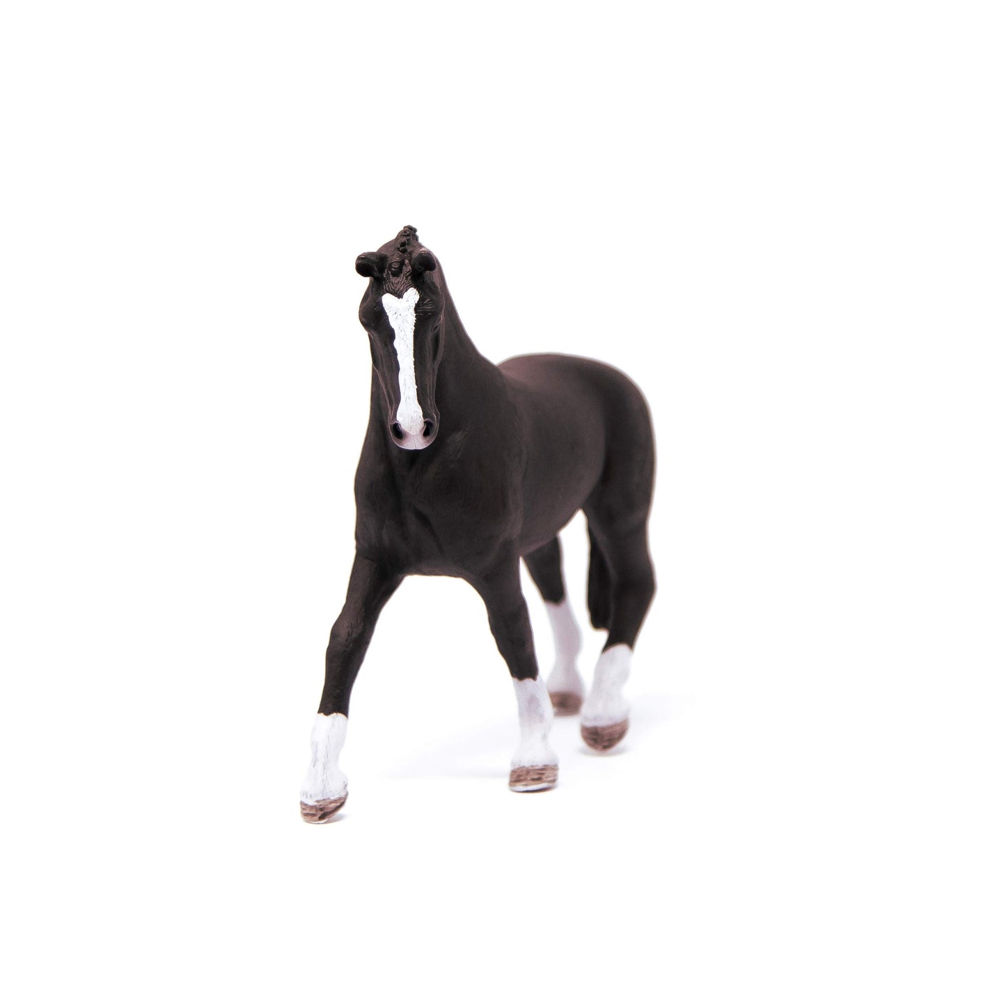 Schleich 13927 - Hanoverian Mare, Black