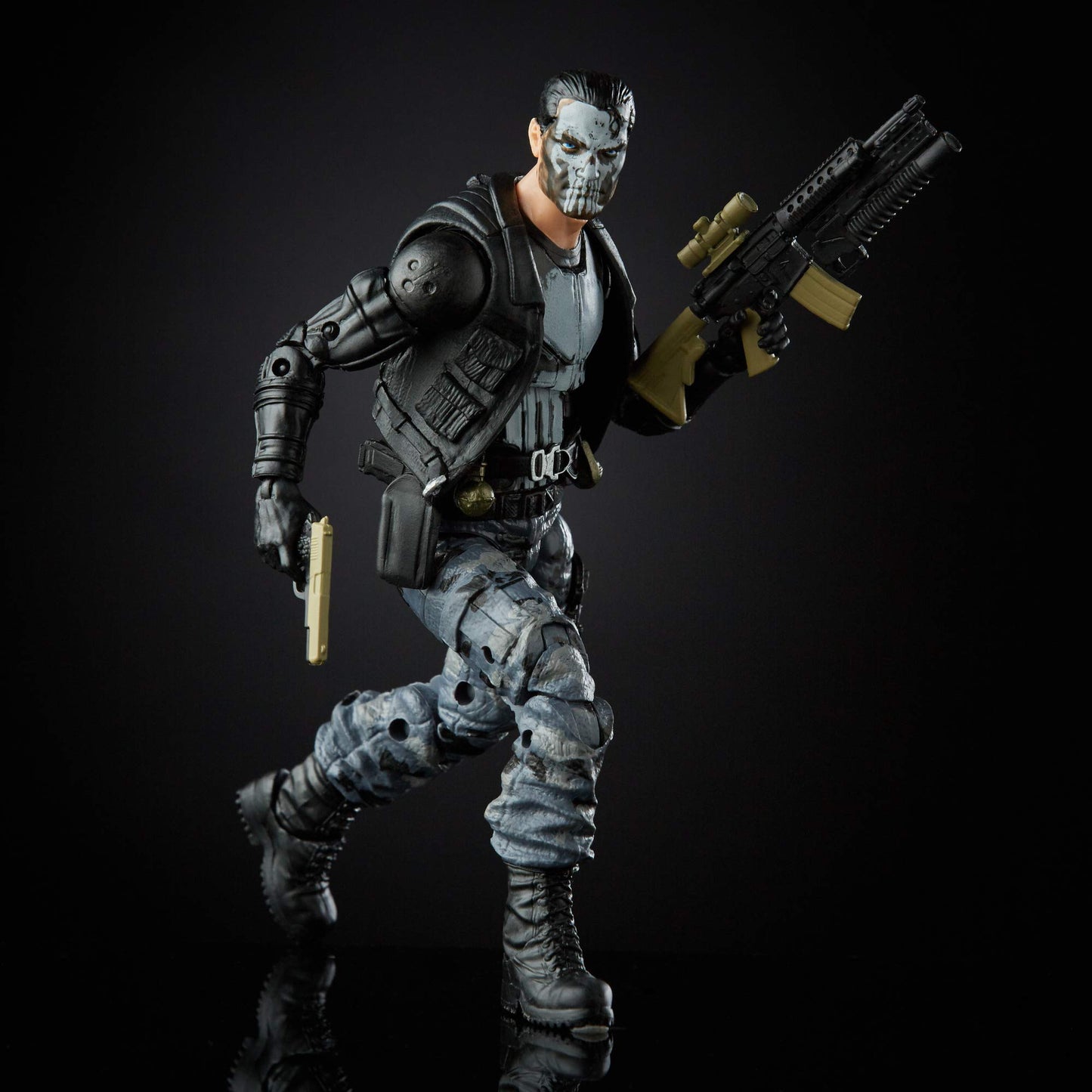 Marvel E86105L0 Punisher Figure,
