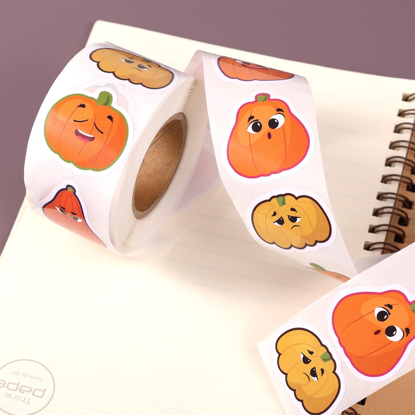 500pcs Halloween Pumpkin Stickers, 8 Styles Self-Adhesive Fall Pumpkin Stickers Decals Roll with Funny Expressions Envelopes Scr