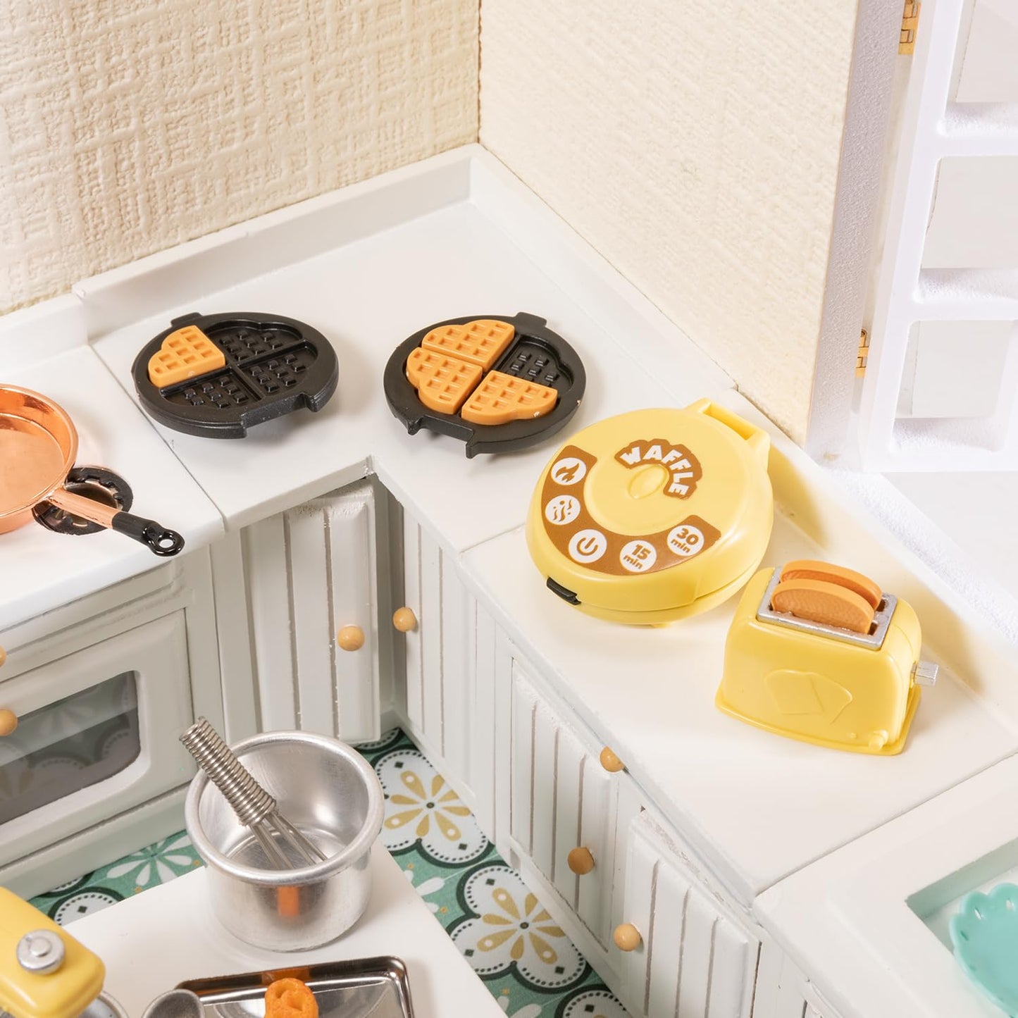 Keldoner Miniature Dollhouse Accessories, Doll House Accessories Set, Dollhouse Kitchen Accessories Incl Stand Mixer & Kitchen S