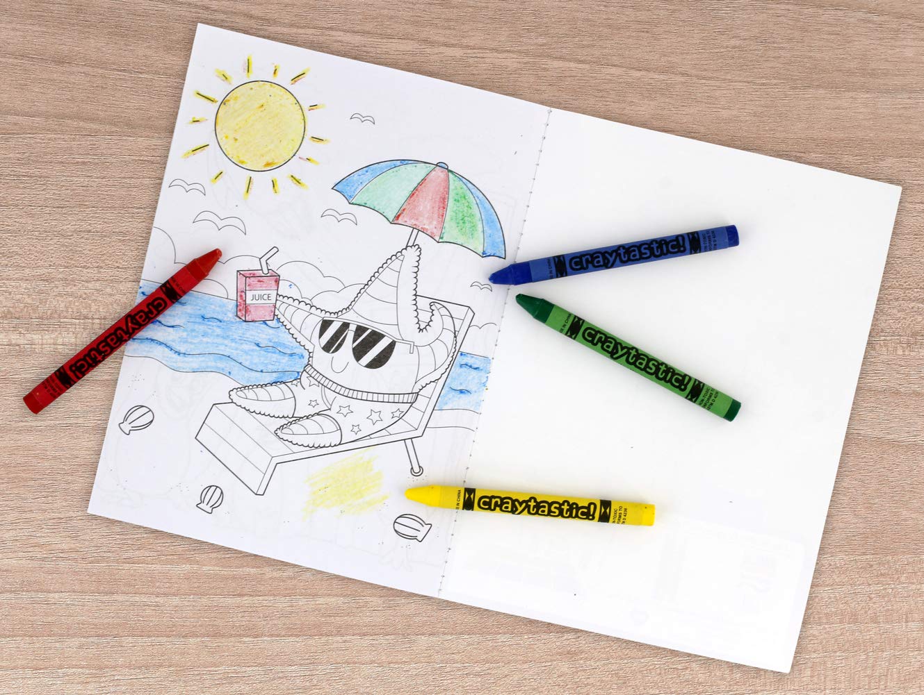 Craytastic! 25 Bulk Crayon Packs - Large Box Bulk For Kids Ages 4-8 - Party Favors, Classrooms, Restaurants - 4 Per Pack, Indivi
