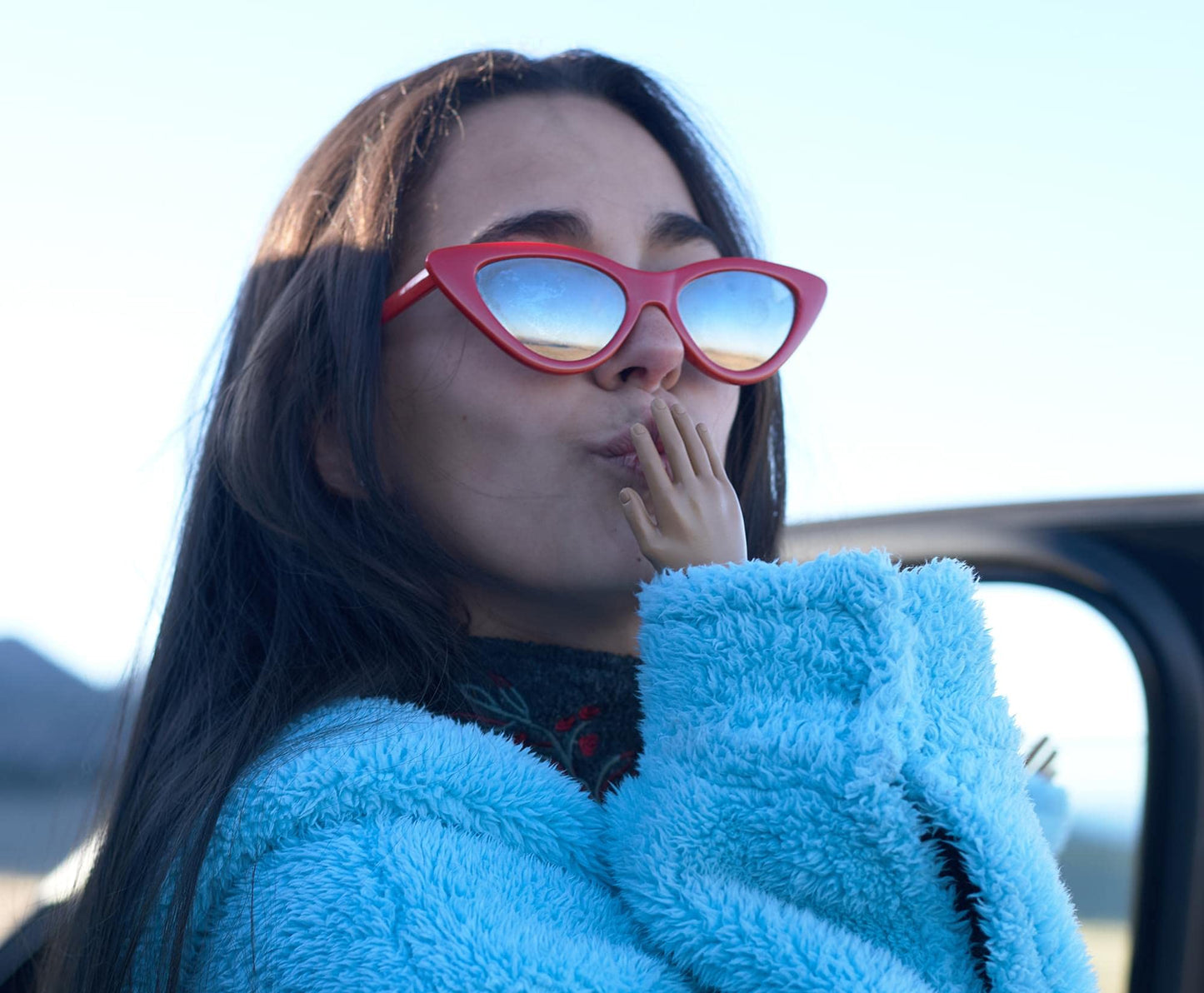 Tiny Hands 4.5-Inch Novelty Toys | Tan Left and Right + Middle Finger Hand | Plastic Puppets with Holding Sticks | Funny Gag Gif