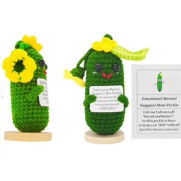 Qyqkfly 1 Pcs Of Mini Cute Funny Emotional Pickles Mental Support Pickle Creative Knitted Cucumbers Animal Holding Card Crochet Easter Birthday Christmas Girls Gift Party Decor(Pickle 03)