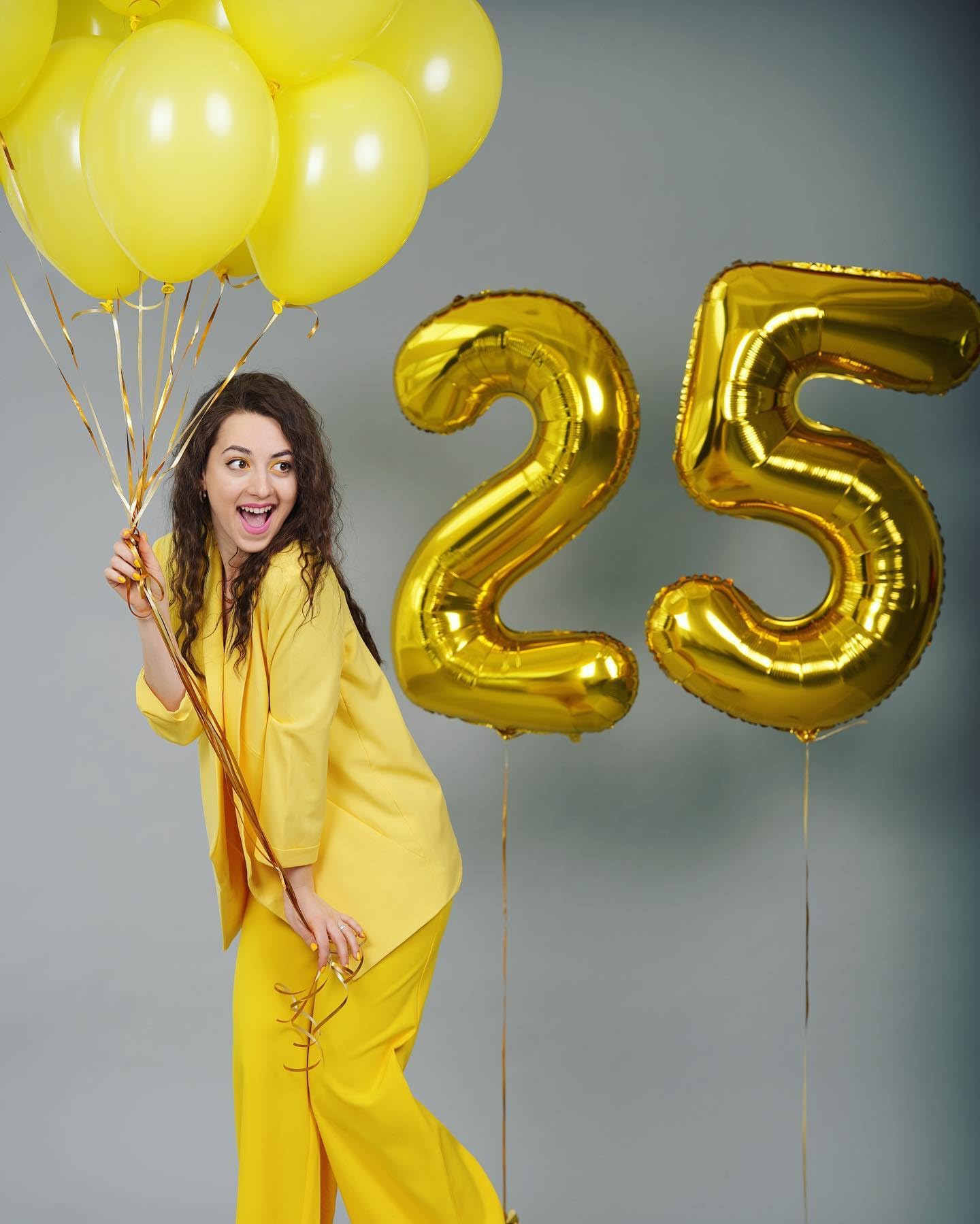 IWERP Gold Mylar Foil 25 Balloon - 40 Inch Number 25th Birthday Decorations for Men and Women, 25th Anniversary