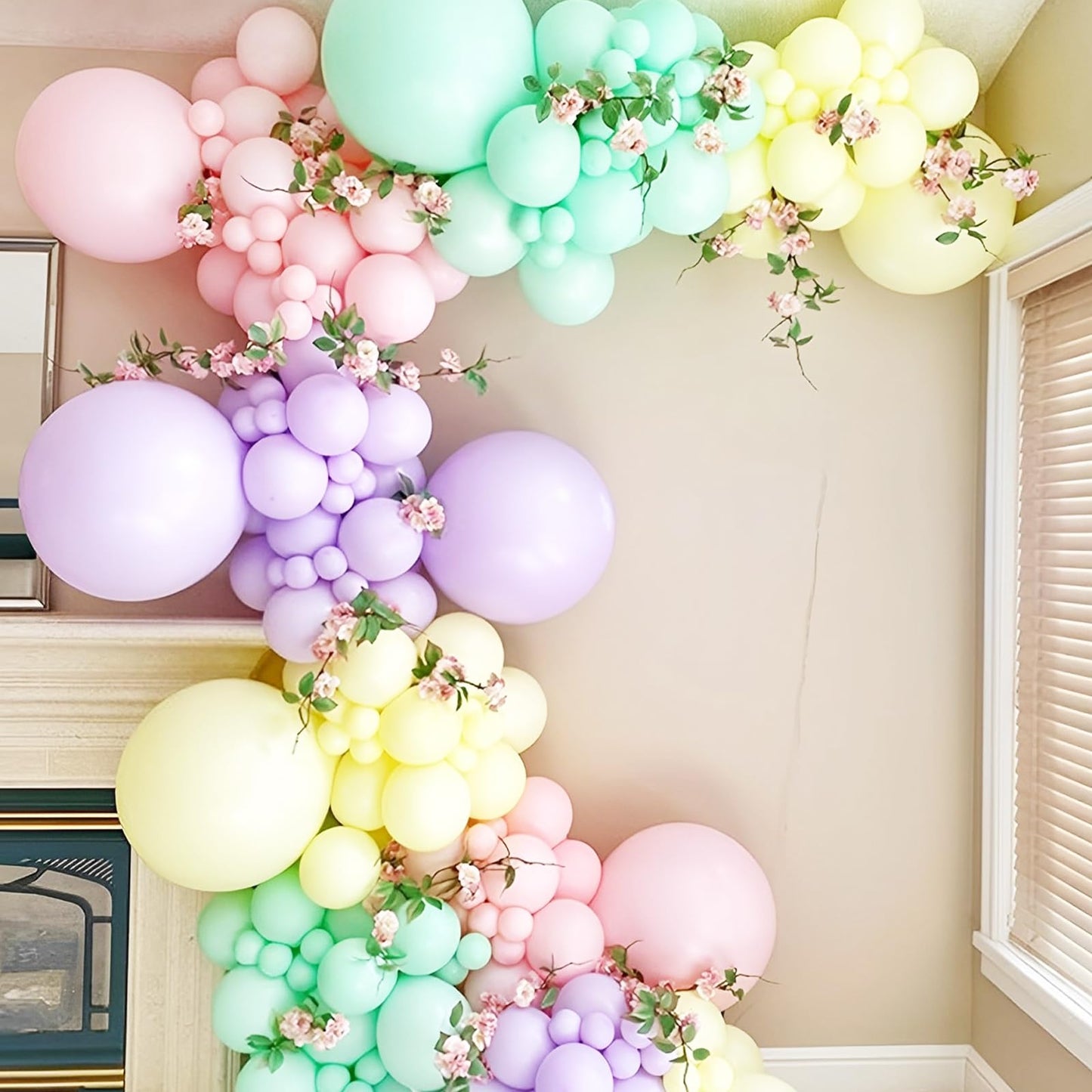 Voircoloria Mint Green Balloons, 66Pack 12Inch Pastel Green Latex Party Balloons For Graduation, Easter, Wedding, Birthday, Brid