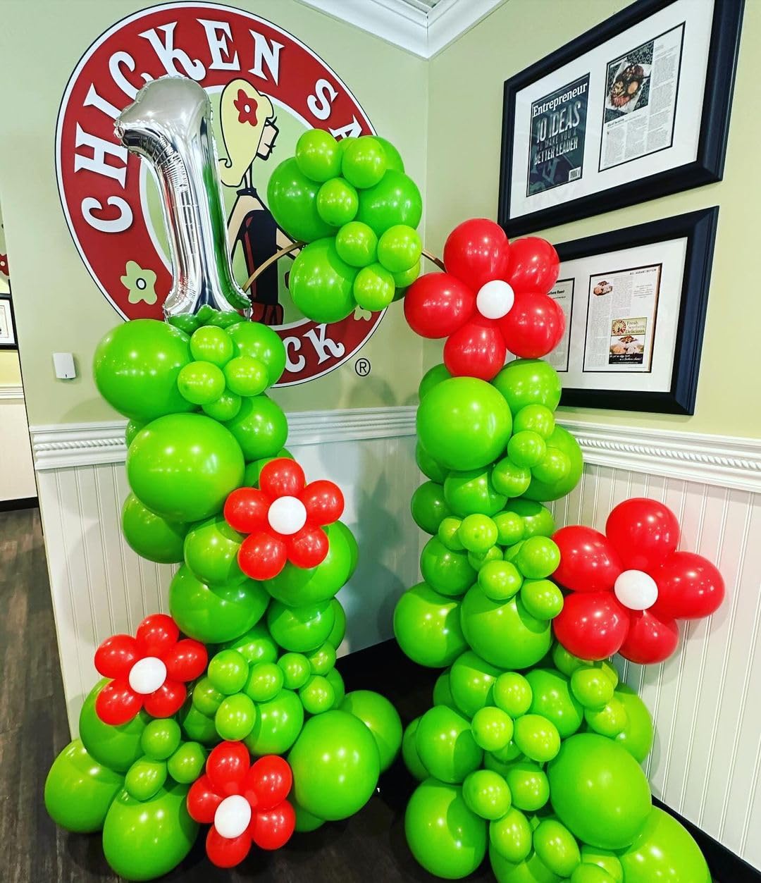 Bezente Lime Green Balloons 18 Inch- 30 Pack Large Thick Green Balloons Big Round Light Green Latex Balloons For Birthday Baby S