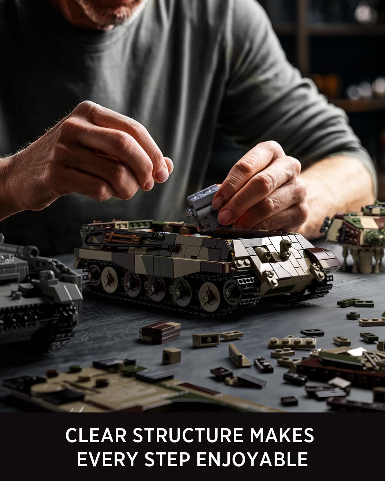Nifeliz King Tiger Tank Model Toy, WW2 Military Building Set, 1267 PCS, ABS, 17.5 cm, Model NF10315, Collectible for Adults