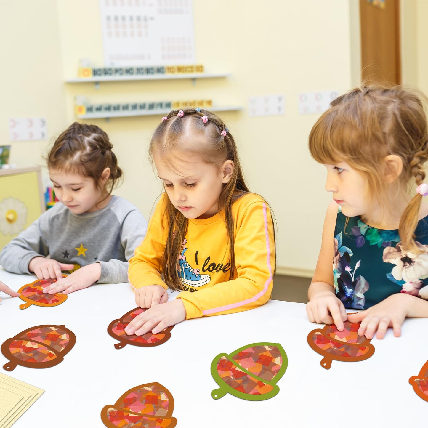 Renbuzhu 40PCS Fall Crafts Bulk: Acorn Paper Suncatchers DIY Kit for Autumn Thanksgiving Activities Decorations, Window Stained