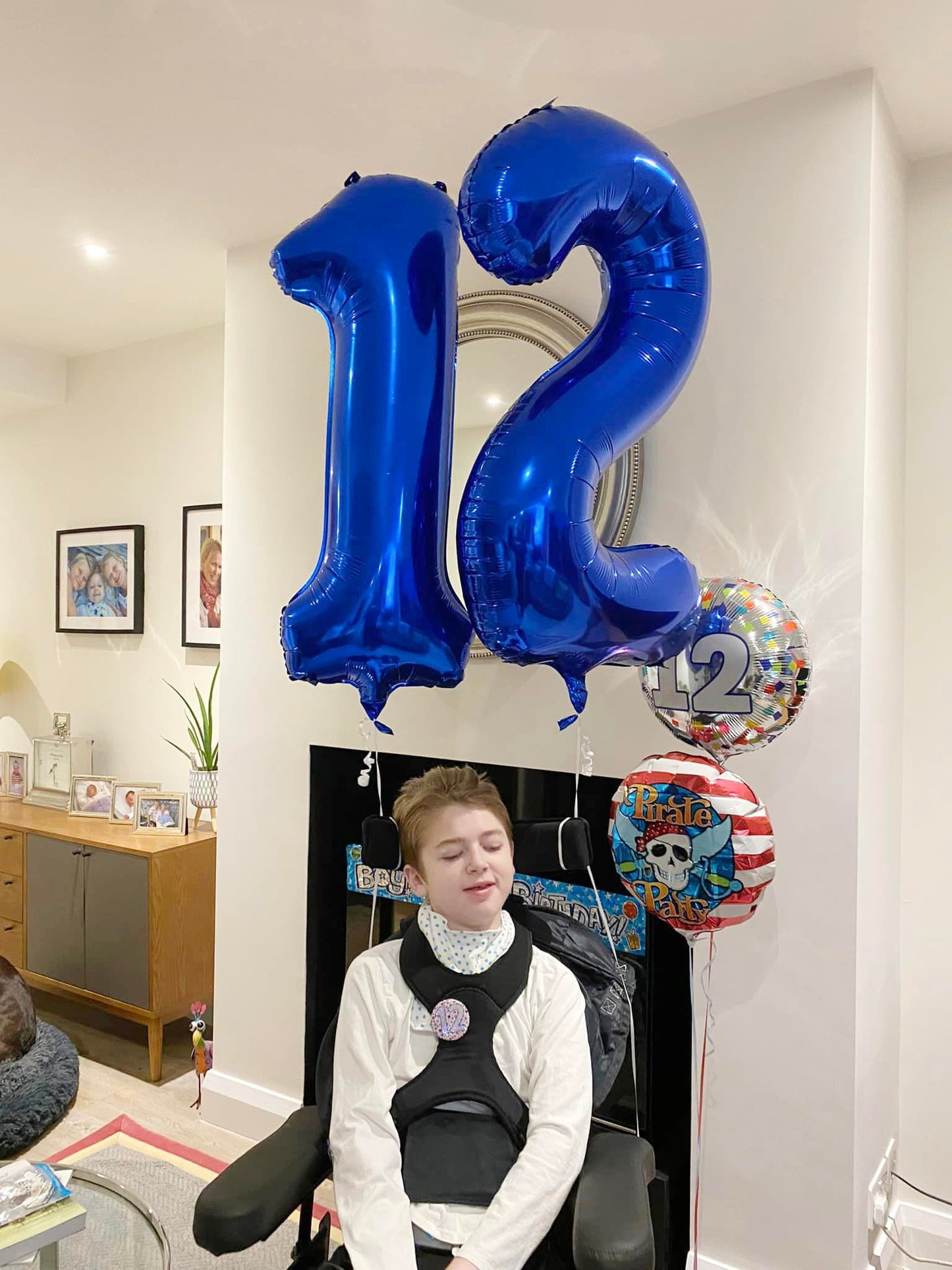 IWERP Foil Mylar Number 12 Balloon, 40 Inch Navy Blue Birthday Decoration for 12 Year Old Boys & Girls