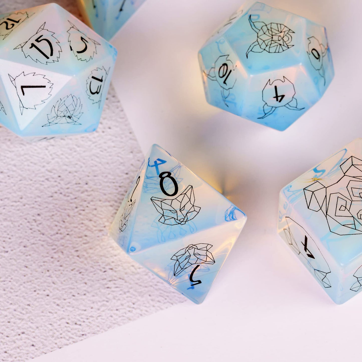 UDIXI Opal Stone DND Dice Set, 7PCS Gemstone Dice Stone Dice Set D&D with Gift Case for Dungeons and Dragons Table Games (Beast