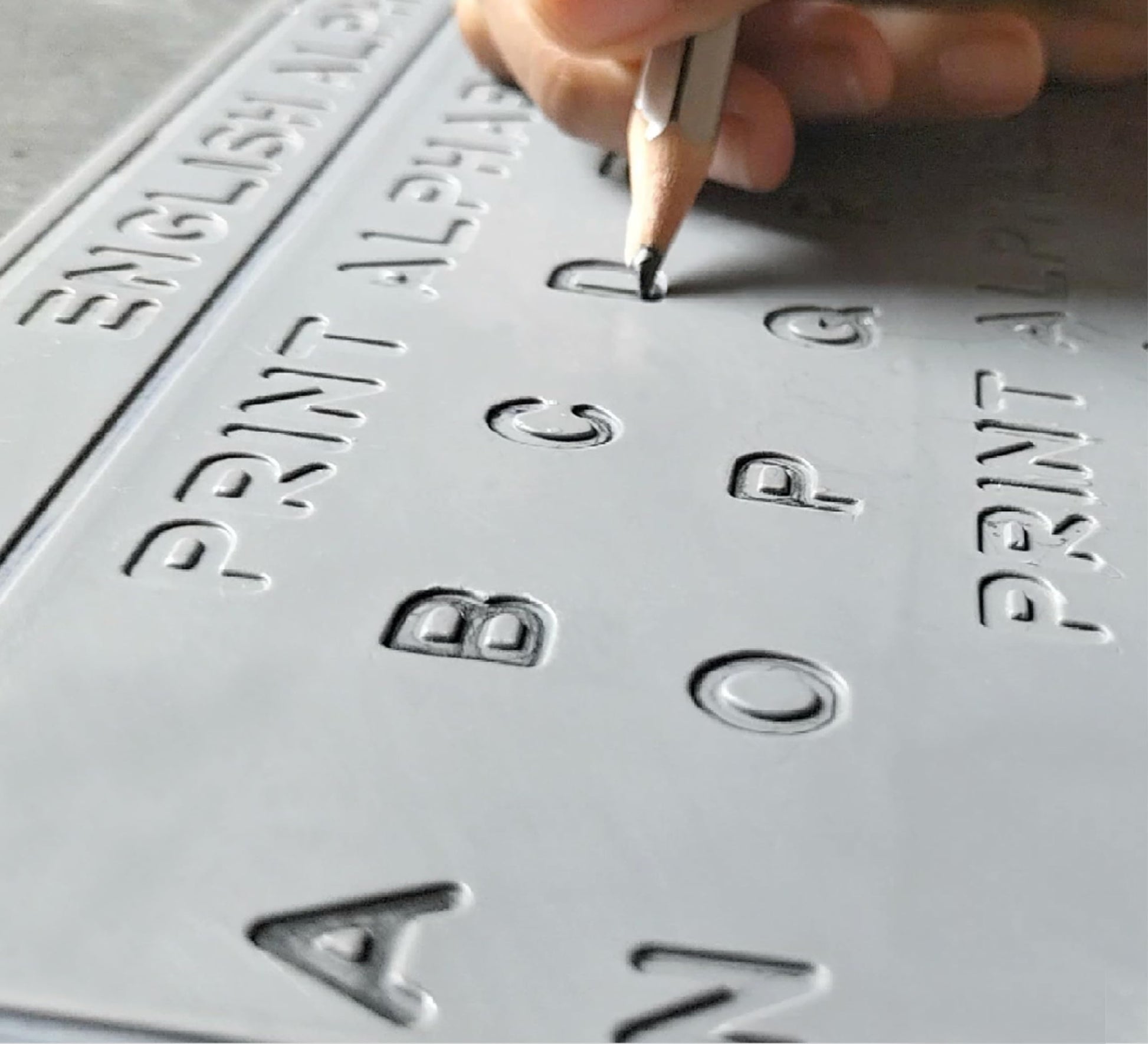 AKSHARABHYAS English Alphabet Slate With All Letters In Groves For 3+ Children To Read & Trace With Pencil For Strong Foundation