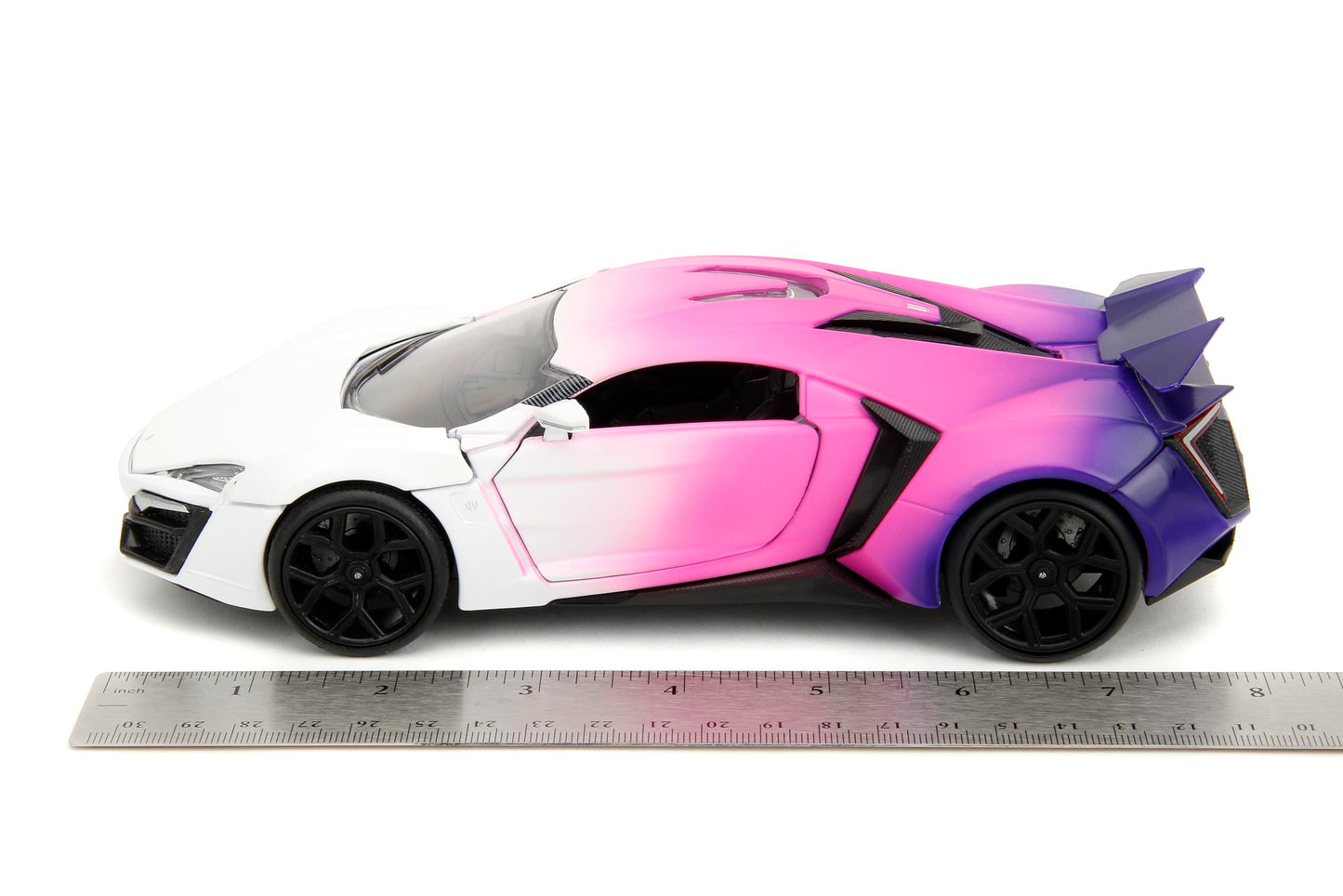 Pink Slips 1:24 W4 W Motors Lykan Hypersport Die-Cast Car W/Base, Toys For Kids And Adults(White/Purple)