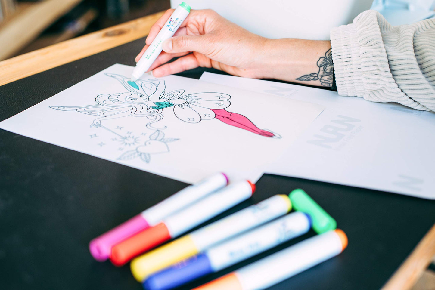 NuFun Activities Mess Free Paper - Kids Create No Mess Wonders with Special Coloring Paper, Gift for Kids, 50 Blank Pages