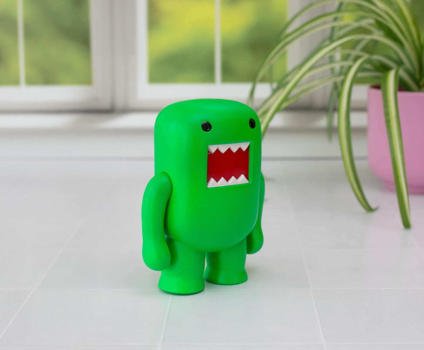 4' Domo Vinyl Figure: Black Light Green