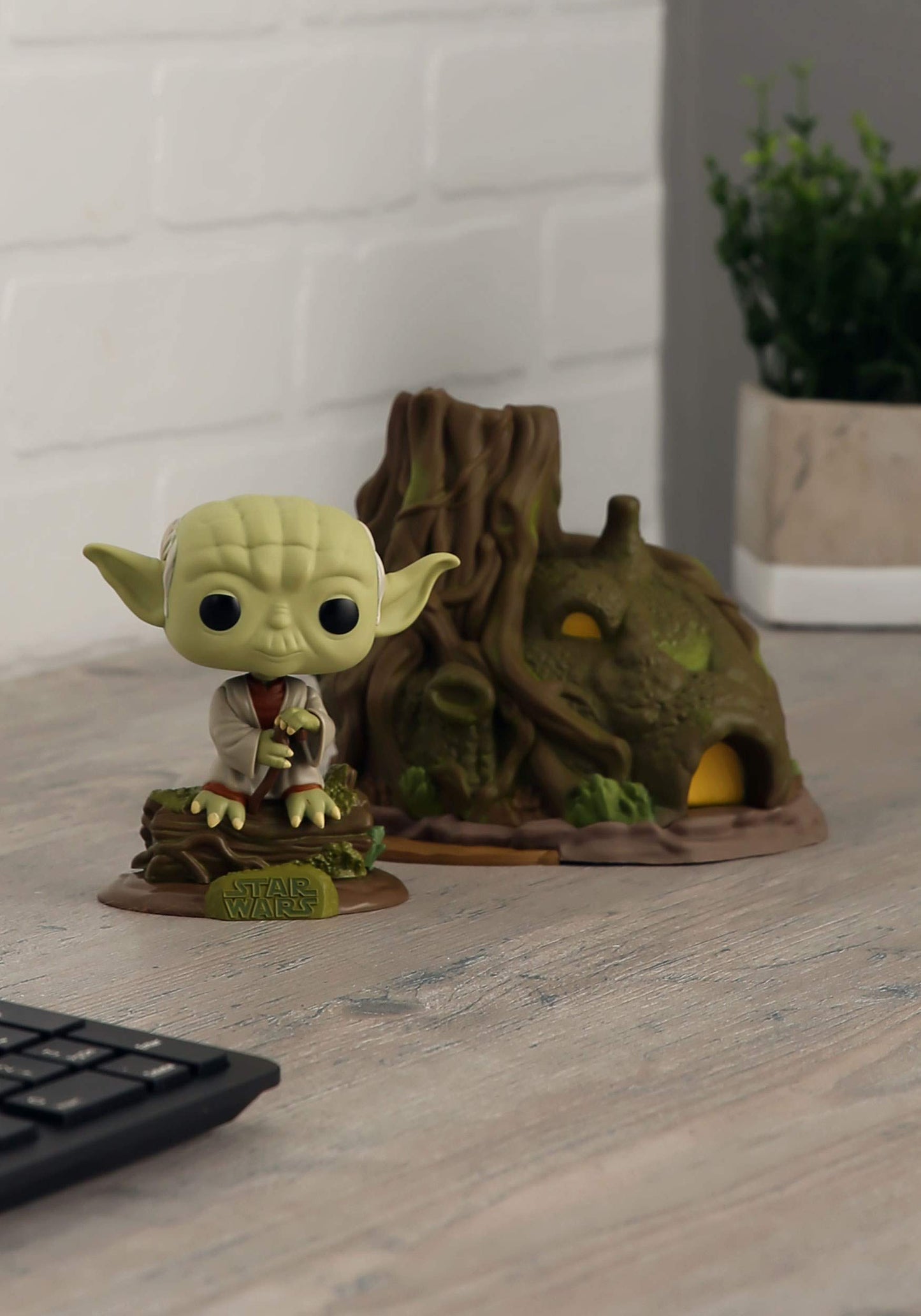 Funko Pop! Town Yoda's Hut - Multicolor Vinyl Figure, Model 46765, US One-Size