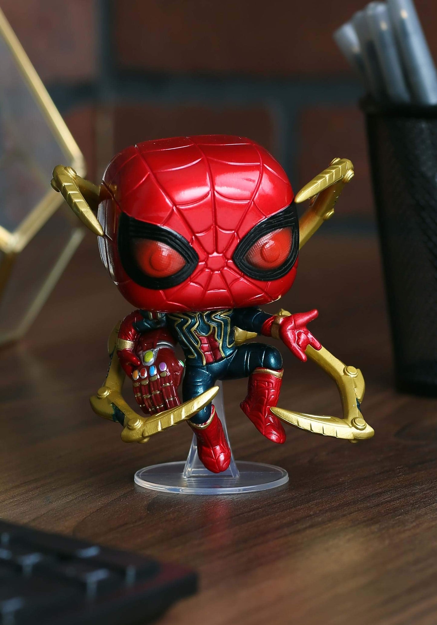 Funko Pop! Marvel Iron Spider with Nano Gauntlet - Vinyl Figure, Multicolor, US One-Size, Model 45138