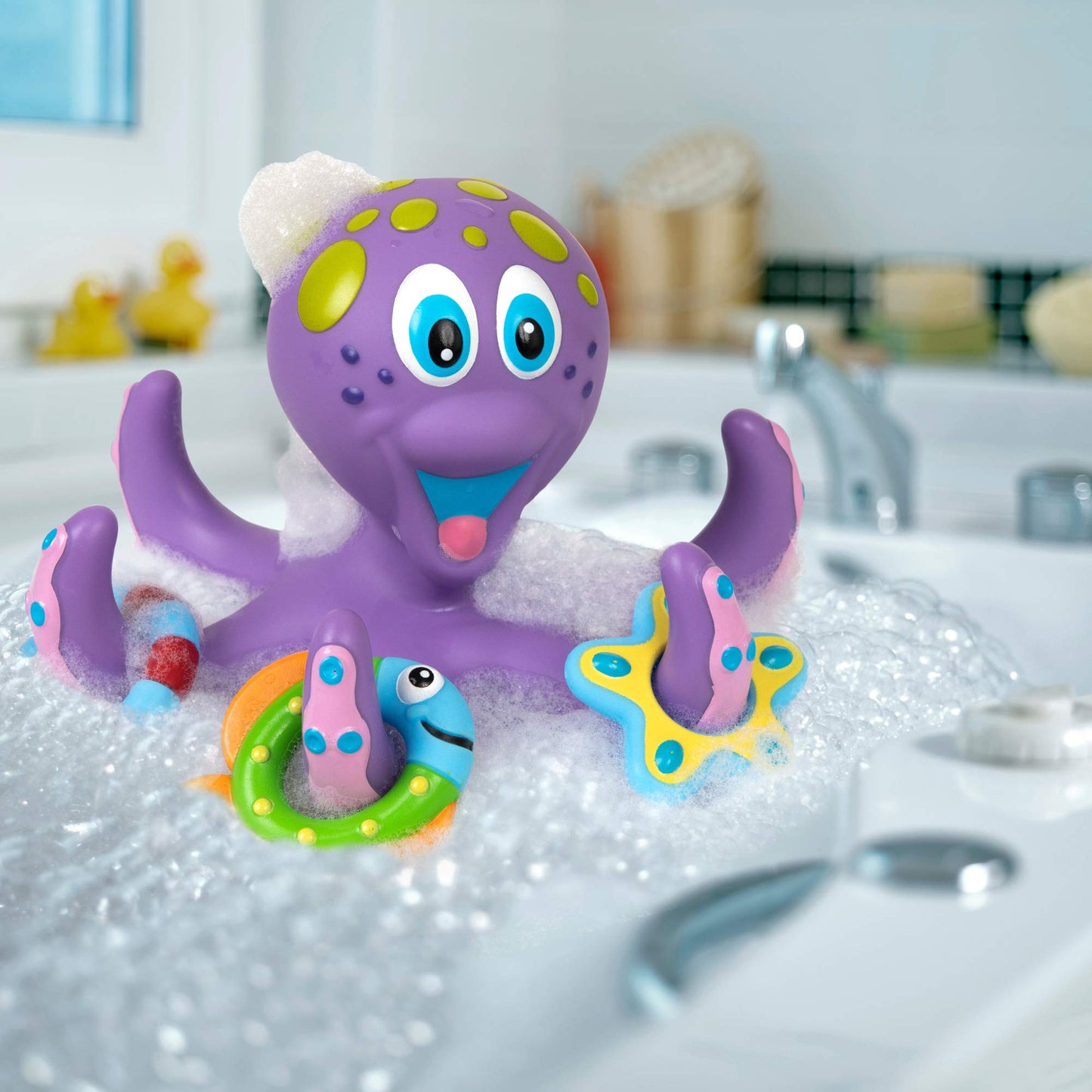 Nuby Floating Octopus Toy With 3 Hoopla Rings - Baby Bath Toy For Boys And Girls - 18+ Months - Purple (Pack Of 1)