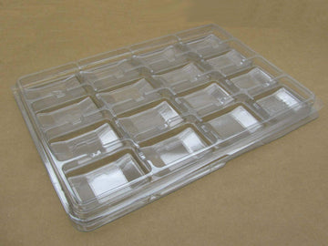 Chessex: Counter Tray, One (1), 16 Compartment 2-Piece Tray
