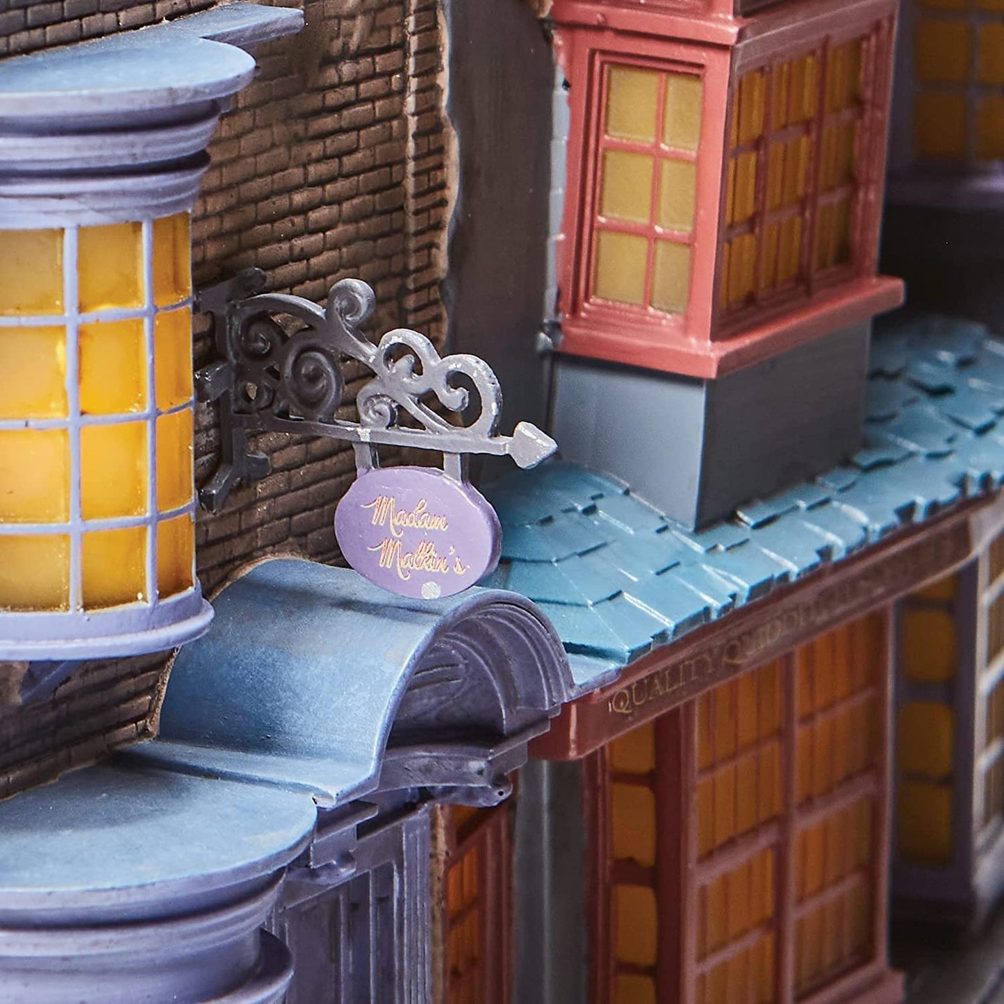 Enesco Harry Potter Diagon Alley Light Up Book Holders Bookends, 7.25 Inch, Multicolor, Resin, Model 6008334