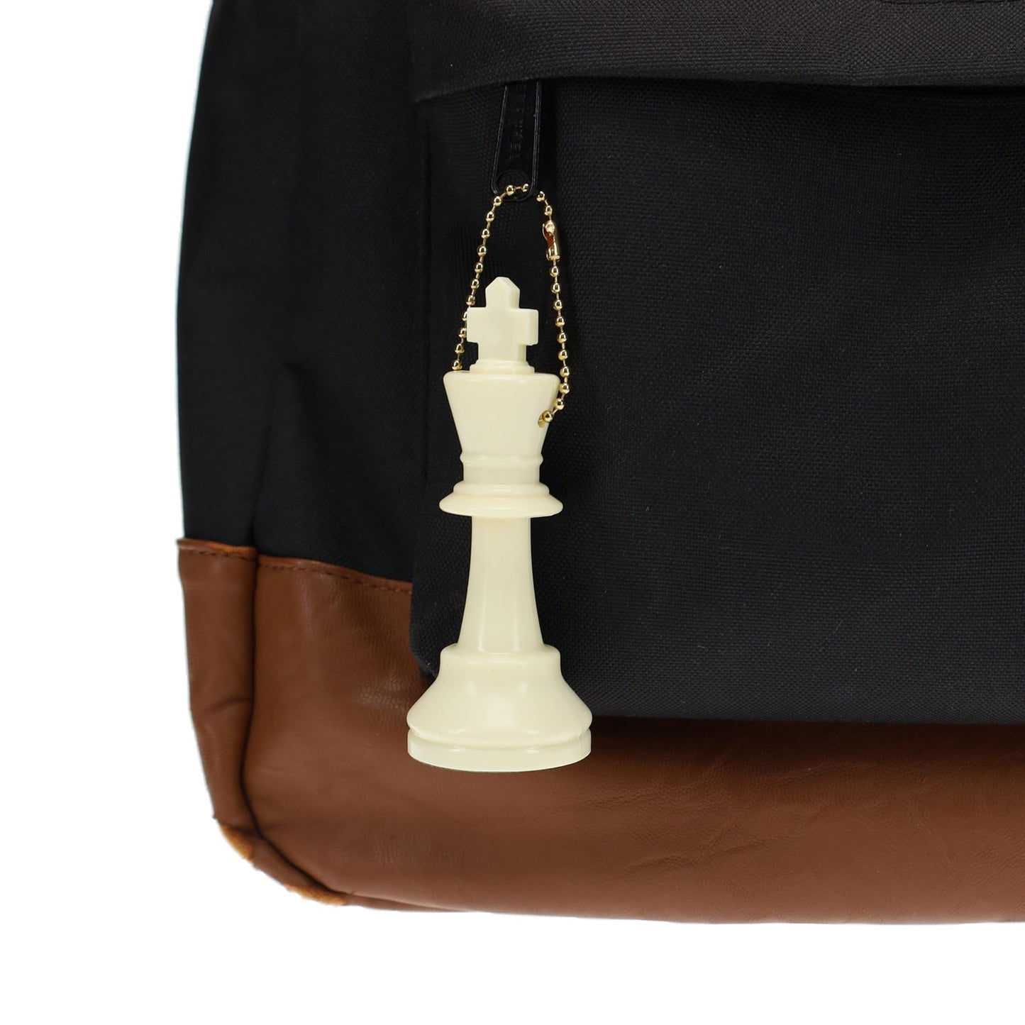 We Games Bulk Keychain Chess Set, 17 White Plastic Chess Pieces W/Chain, Key Ring, Cute Keychain Accessories, Keychain For Men, Car Keys Keychain