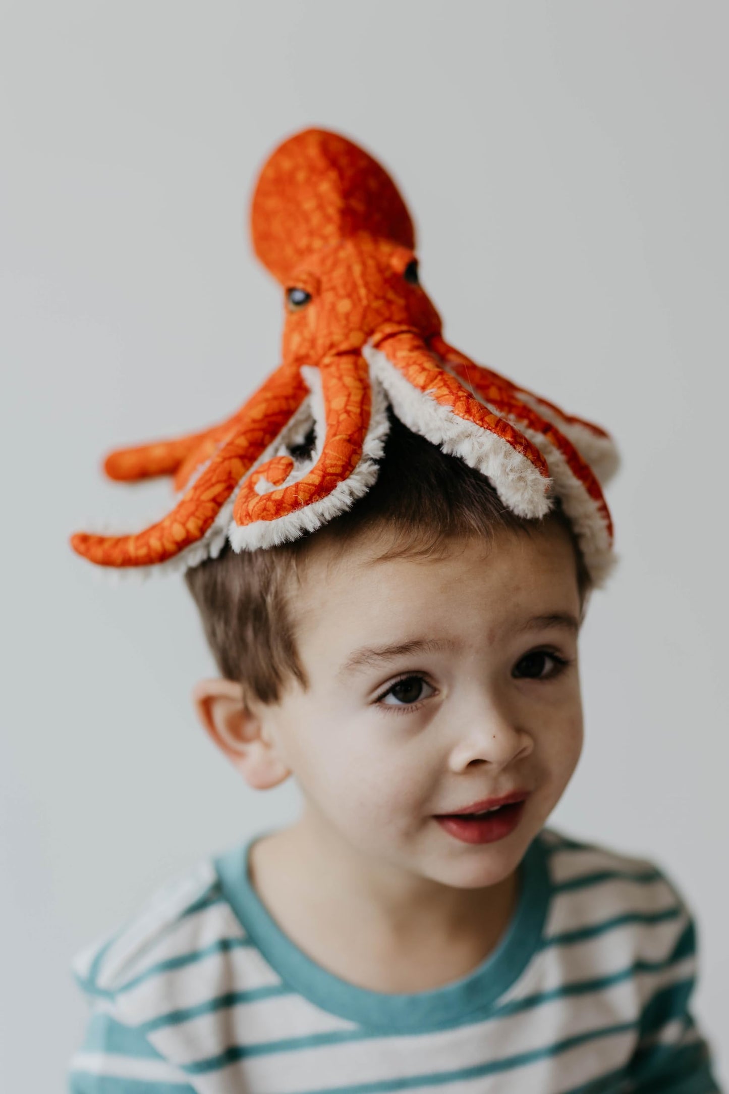 The Petting Zoo Pacific Red Octopus Stuffed Animal Plushie, Gifts for Kids, Wild Onez Sealife Animals, Octopus Plush Toy 8 inche