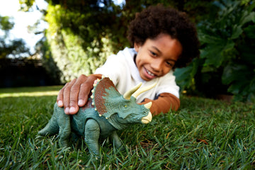 Jurassic World Dominion Roar Strikers Triceratops Dinosaur Action Figure With Roaring Sound And Attack Action, Toy Gift Physical & Digital Play