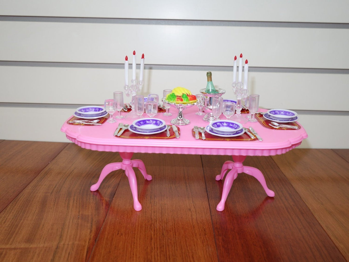 Gloria Dining Room Set