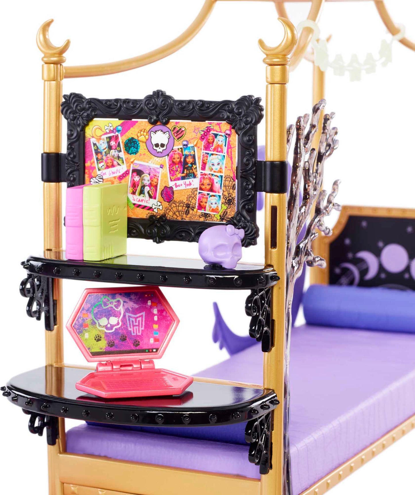Monster High Clawdeen Wolf Bedroom Playset with Doll, Small Plastic, Werewolf Theme, Model HMV77, Includes Furniture & Accessories