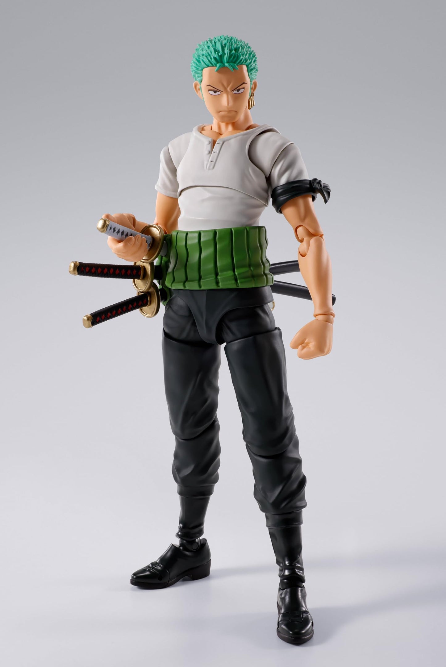 TAMASHII NATIONS - One Piece - Roronoa Zoro -Romance Dawn-  Bandai Spirits S.H.Figuarts Action Figure