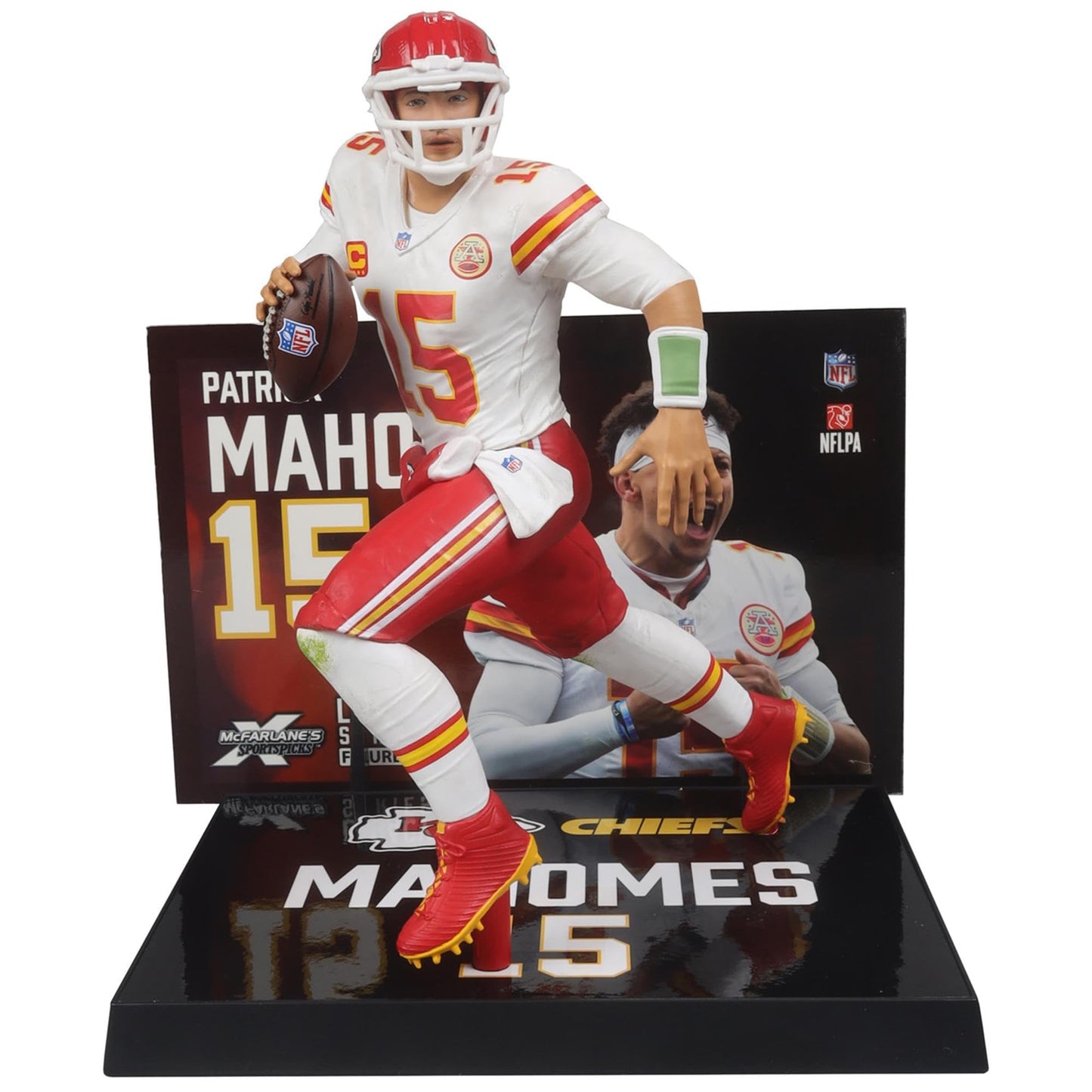 McFarlane Toys NFL Patrick Mahomes 7" Figure - Multicolor Plastic Model 787926103861