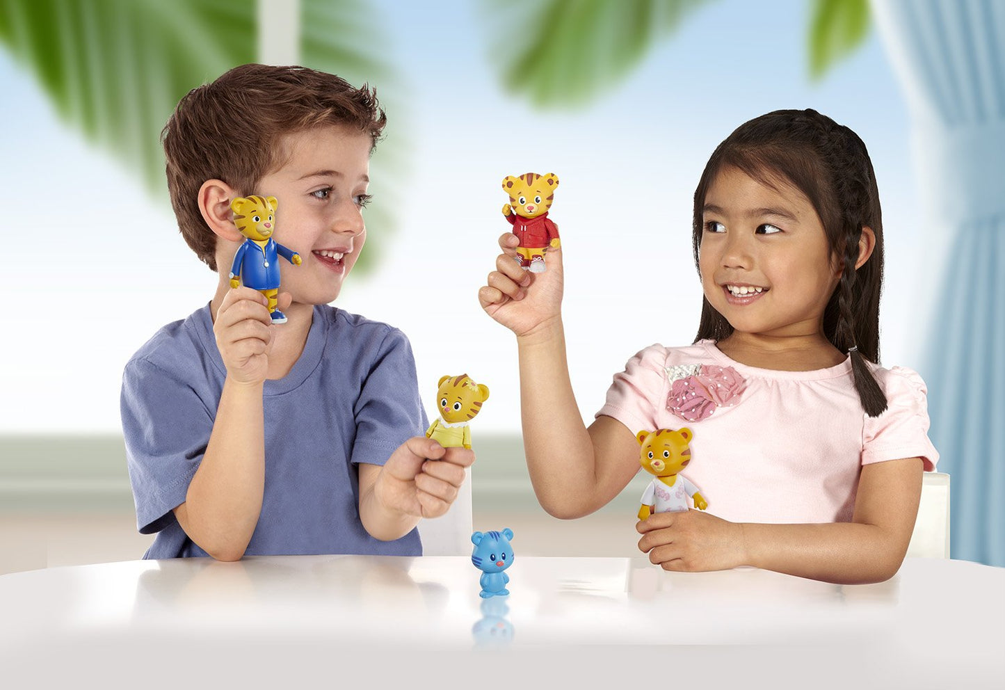 Daniel Tiger'S Neighborhood Family Figures (5-Pack)