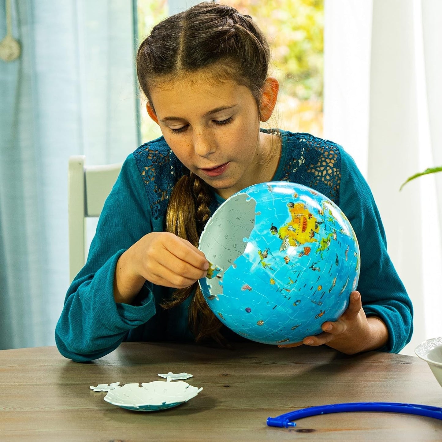 Ravensburger Children's World Globe 180 Piece 3D Jigsaw Puzzle | Easy Click Technology | Displayable Art | Perfect for Kids and mature-themeds | 10.5 in Diameter