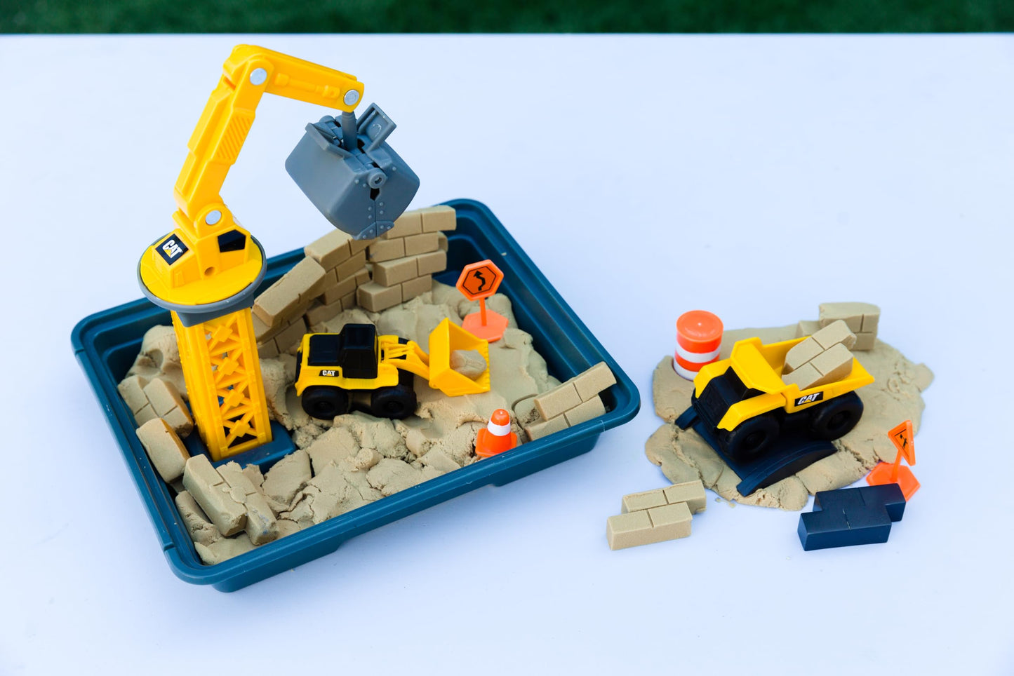 Cat Construction Toys, Dig N' Build Dirt Playset With 12 Oz Of Dirt Compound, 2 Little Machine Vehicles, Crane, Molds, And Storage Tray, Indoor/Outdoor Play For Kids Ages 3+