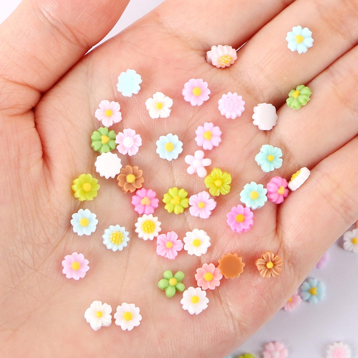 200 Pieces Colorful Tiny Flowers For Dollhouse Miniatures Resin Flowers For Crafts Tiny Things For Fairy Garden Micro Landscapin